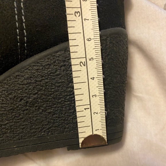 American Eagle ankle boot wedge heel size 6 black - Picture 8 of 8